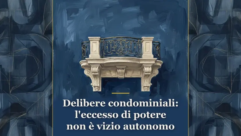 Illustrazione pittorica editoriale di un balcone in pietra e ferro battuto su campitura blu per il commento alla sentenza della Cassazione sulle delibere condominiali